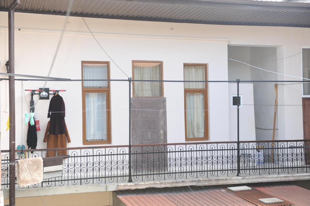 Apartment On Prospekt Mira 71 Sukhumi Exterior foto