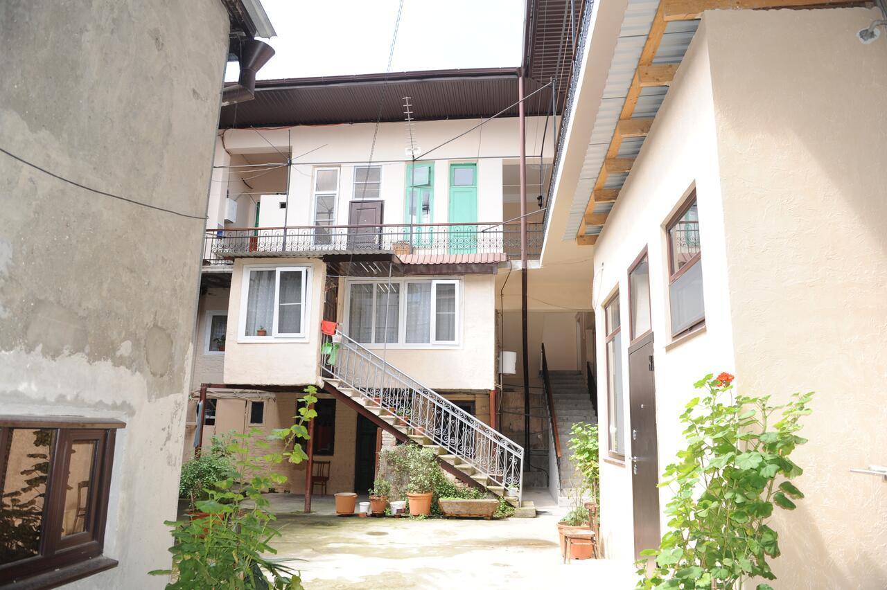 Apartment On Prospekt Mira 71 Sukhumi Exterior foto