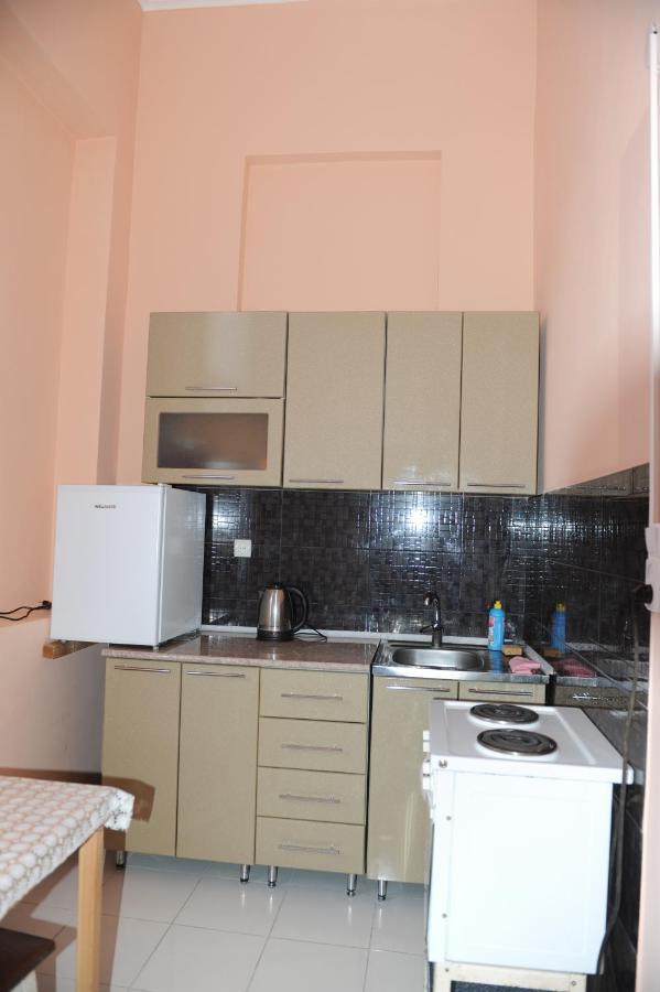 Apartment On Prospekt Mira 71 Sukhumi Exterior foto